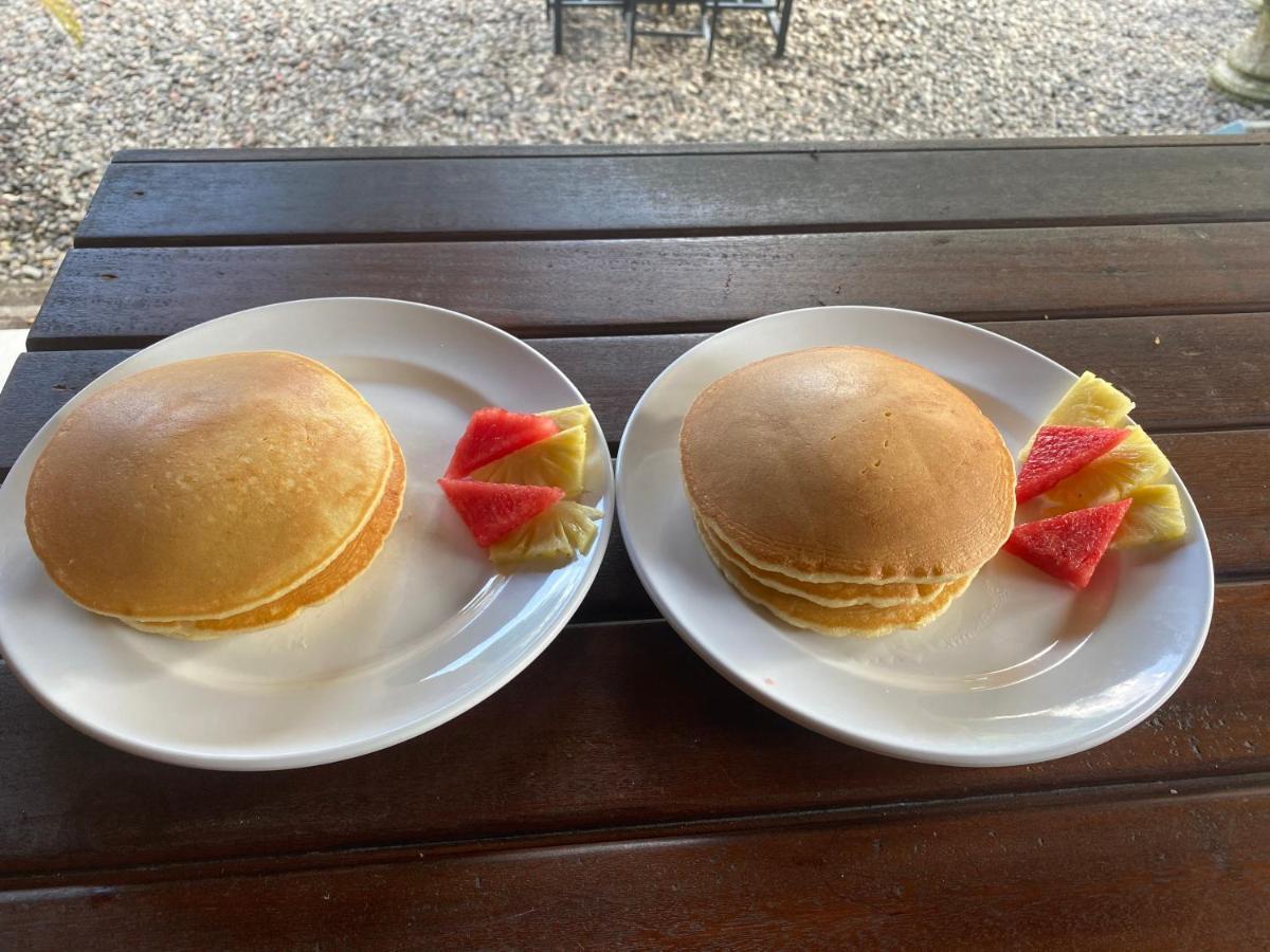 Ari La Homestay ウブド エクステリア 写真